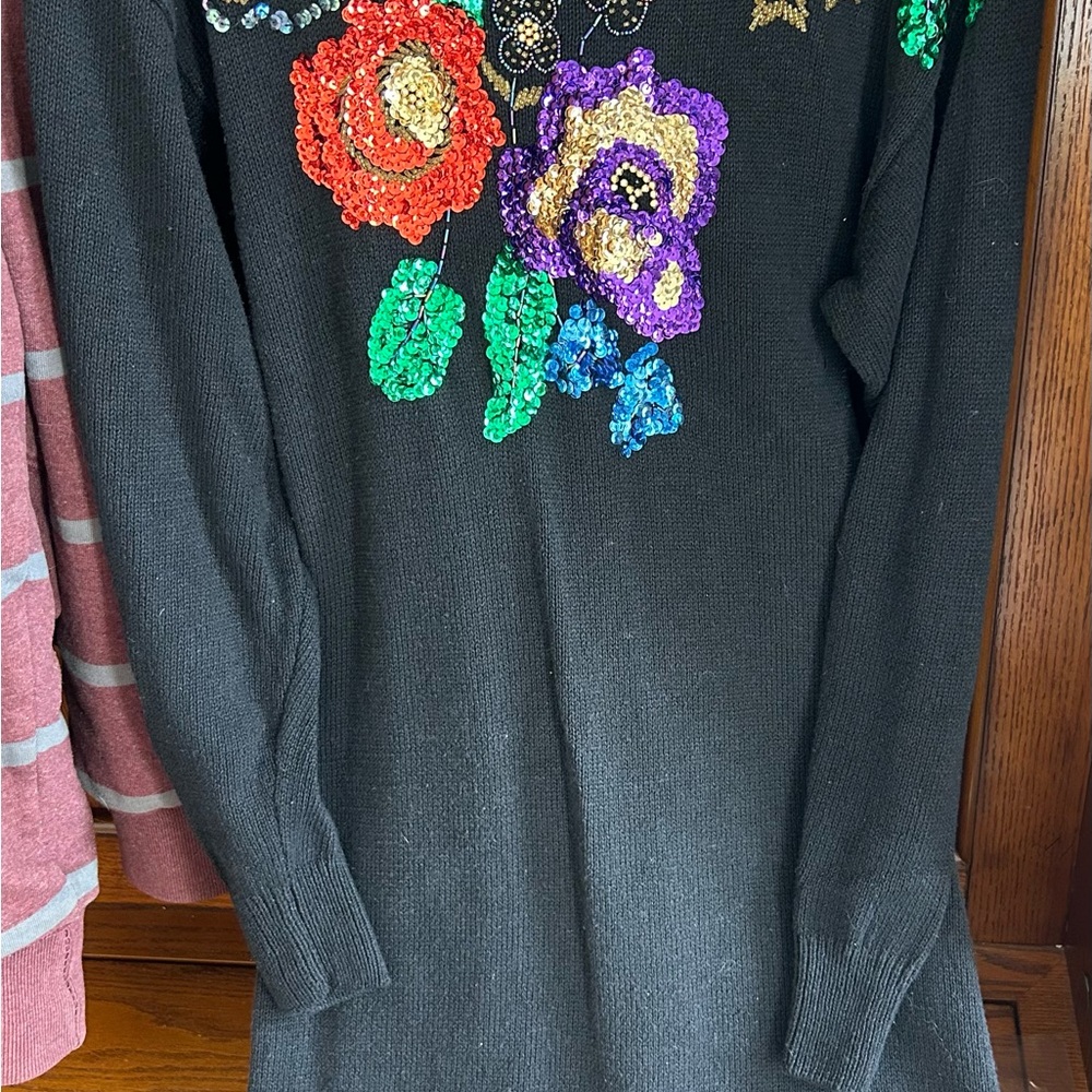 Black Sweater Dress with gorgeous Sequin Floral Design. Ramie cotton. Size small